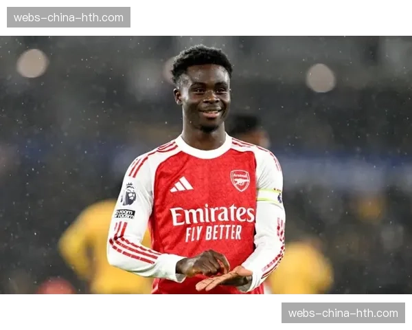 现场通讯：萨卡频繁内切吸引防守，为阿森纳队友创造出关键的肋部空当