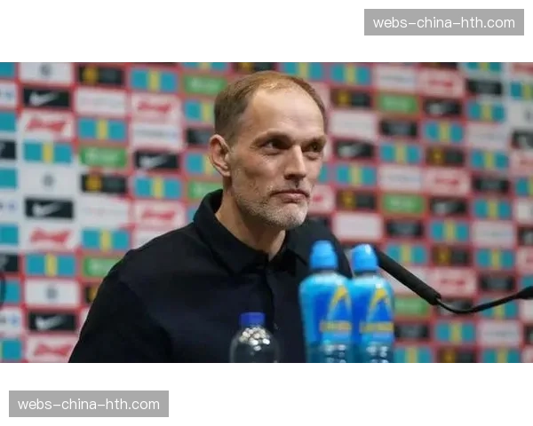 战术博弈：图赫尔是否会为次回合变阵三中卫应对多特边路冲击